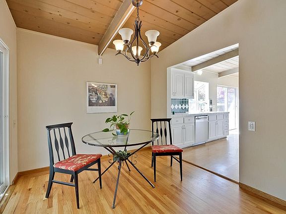 4th image of 1226 Gooseberry Ct