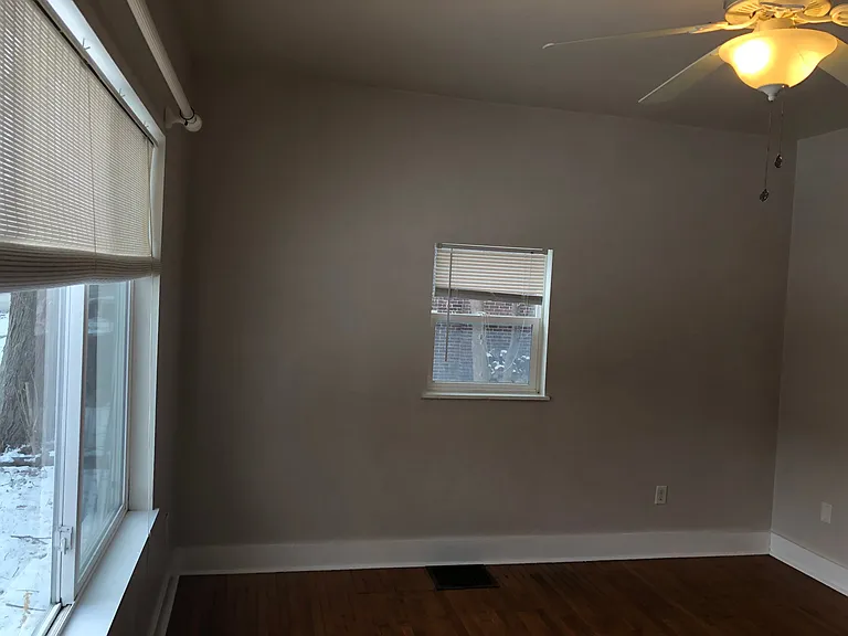 404 W Springfield Ave — Photo 8