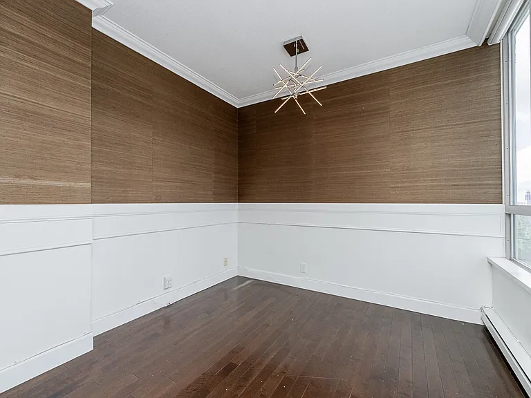 10082 148th St #2302 — Photo 31
