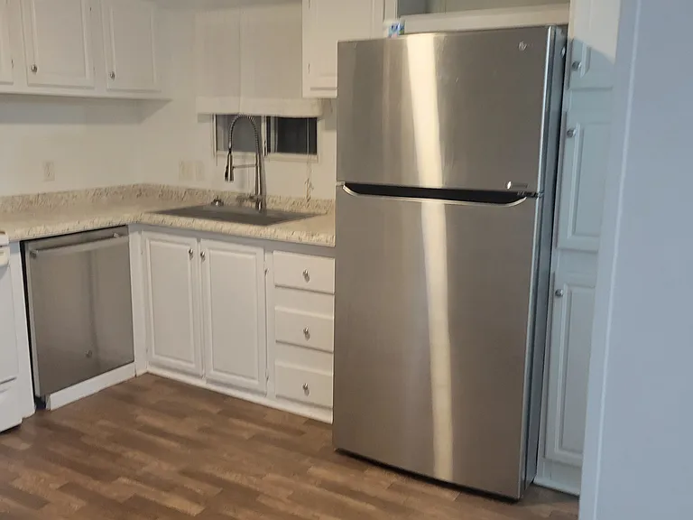 1103 Lissie Ln — Photo 12