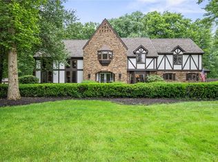 633 Westminster Rd, Hermitage, PA 16148