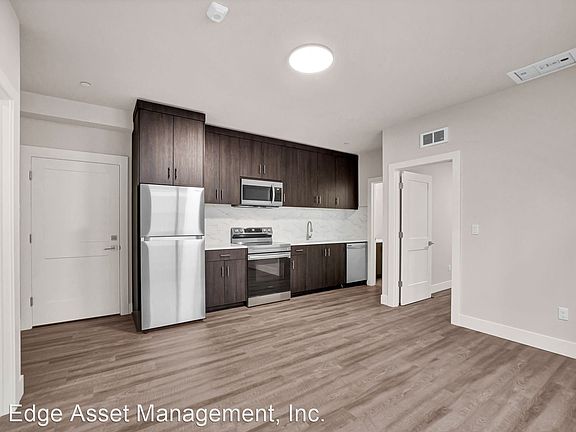 3rd image of 7350 N Greenwich Ave #309