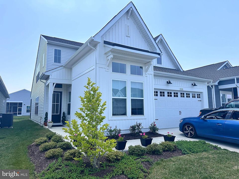 1st image of 233 Peregrine Dr