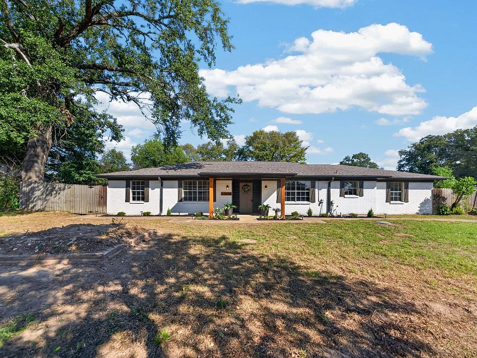 1st image of 13618 Indian Dr