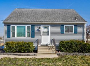 2329 18th St SW, Cedar Rapids, IA 52404