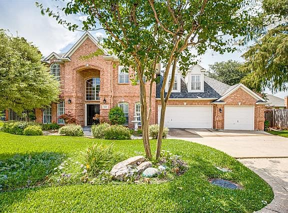 4th image of 2205 Tiffany Cir