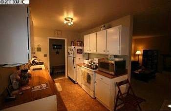 3rd image of 969 Argenta Dr