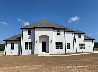 1148 River Point Rd, Fayetteville, AR 72703