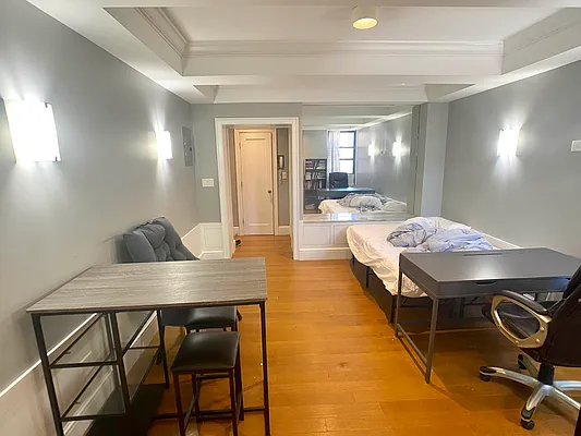 Rented by Tourma Realty LLC | media 72