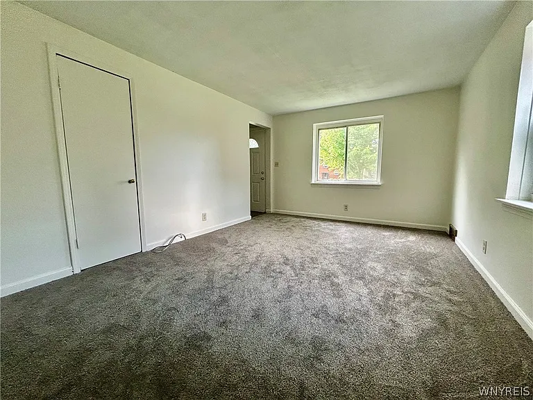 34 Latona Ct #1 — Photo 3