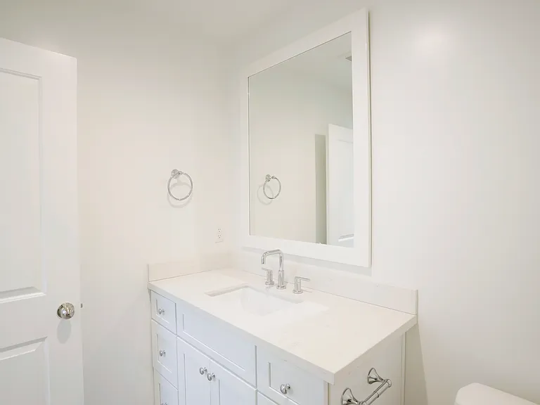 6936 Hazeltine Ave — Photo 6