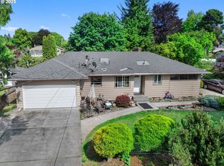 570 NW Birdsdale Ave, Gresham, OR