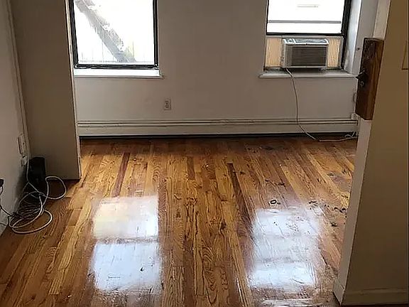 2nd image of 156 Orchard St APT 3A