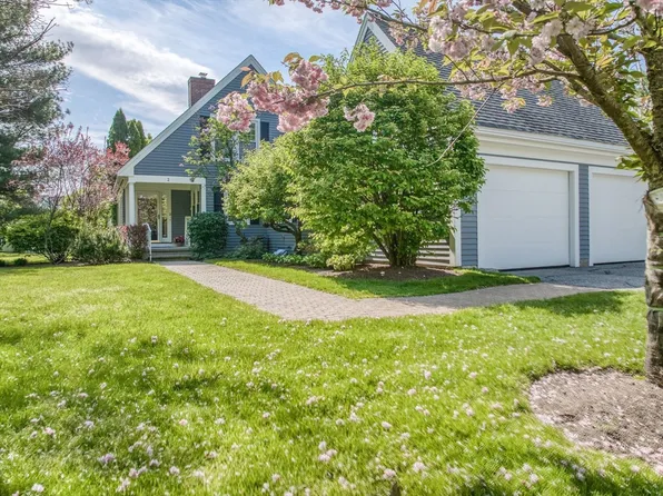 2 Mitchell Grant Way Unit 2, Bedford, MA 01730