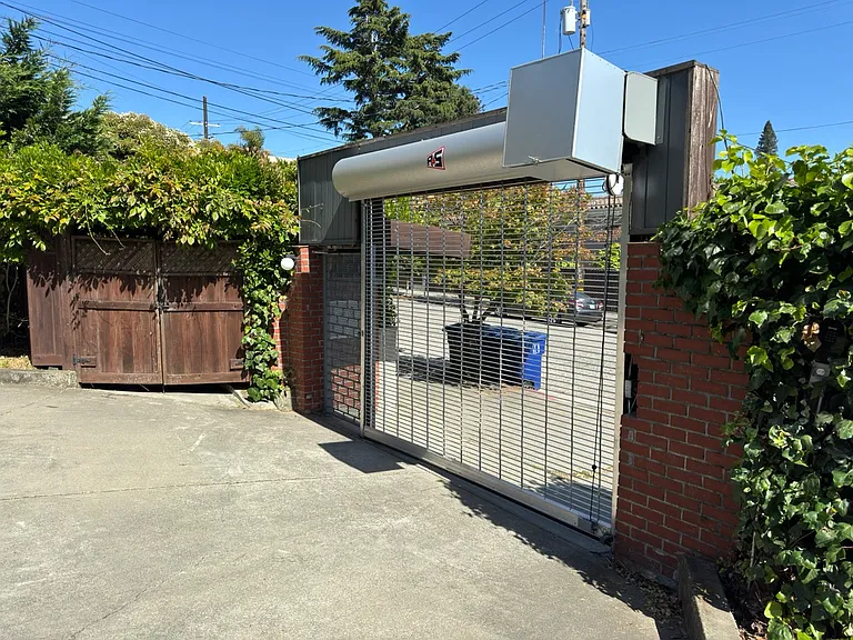 2113 Rose St #1 — Photo 3