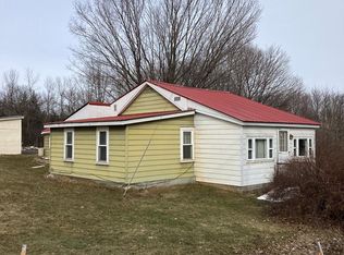 104 Wallace Hill Rd, Plattsburgh, NY 12901