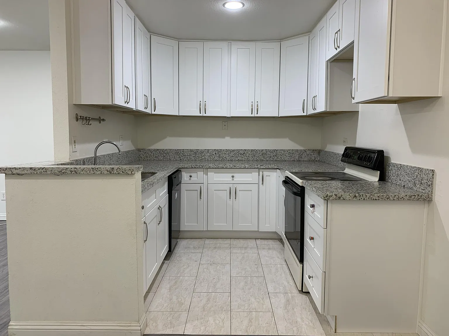 2300 S Hacienda Blvd — Photo 1