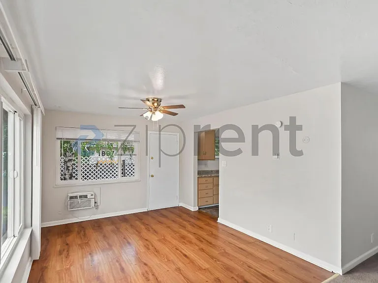 1883 Robin Ln #1 — Photo 11
