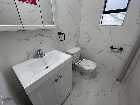 Rented by REAL New York | media 19