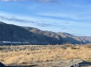 333 NW Deep River Ct, East Wenatchee, WA