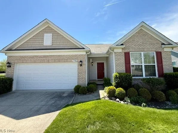 7986 Heatherglen Dr, Mentor, OH 44060
