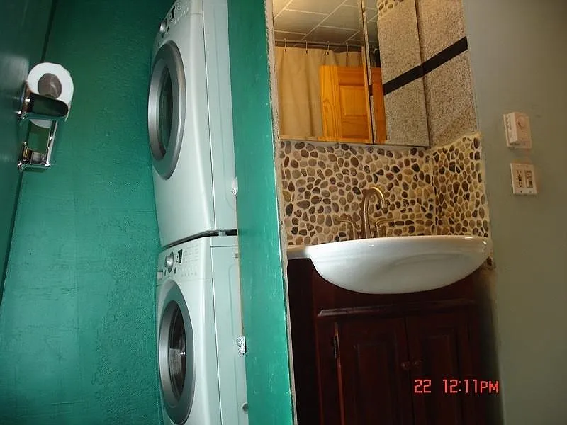 1 bed, $1,820 — Photo 4