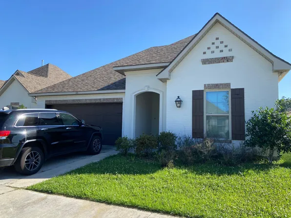 121 Lake Breeze Dr, Baton Rouge, LA 70820