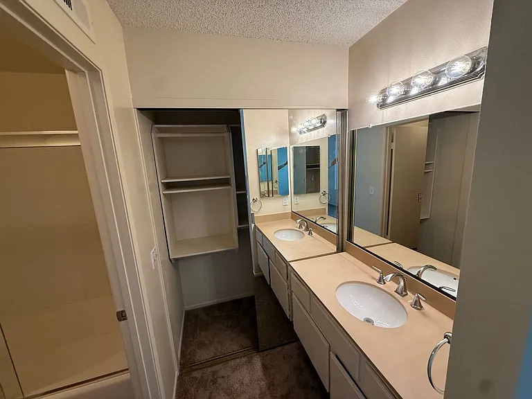 3651 Caminito Carmel Lndg — Photo 15