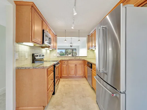 801 Pinecrest Circle #C, Jupiter, FL 33458
