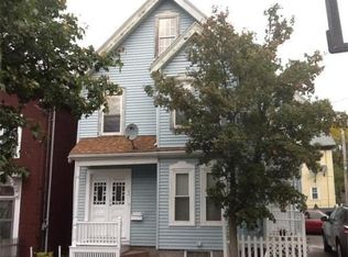 22 Lemon St, Salem, MA 01970