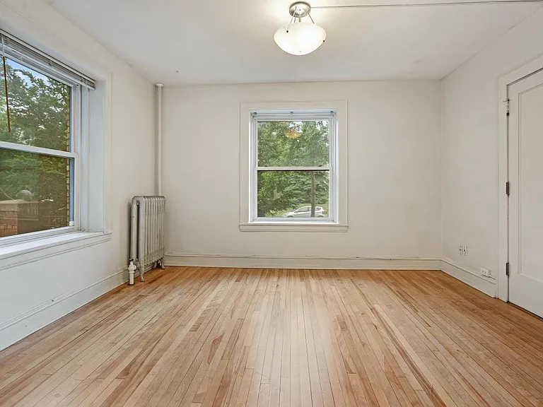 1401 Willow St #2 — Photo 2