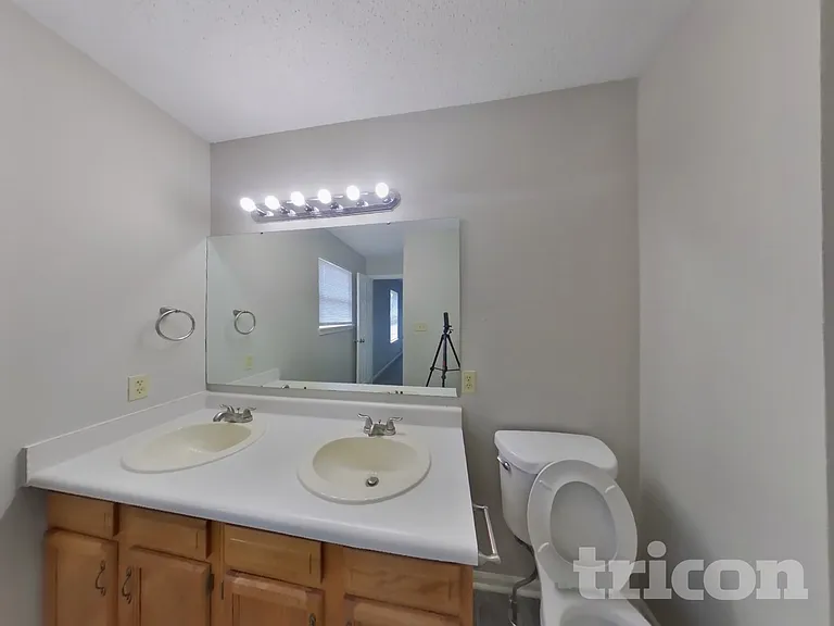 4002 Caddy Way — Photo 10
