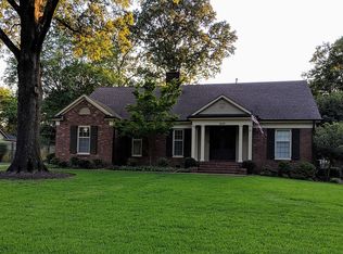 1659 Oak Hill Rd, Memphis, TN 38120