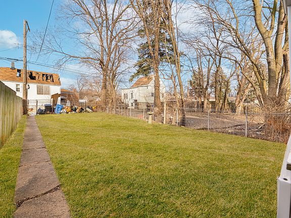 4th image of 5354 S Hoyne Ave