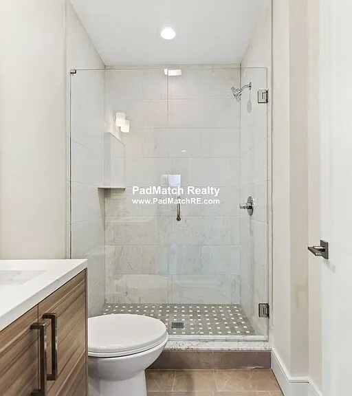 64 Chelsea St #1 — Photo 24