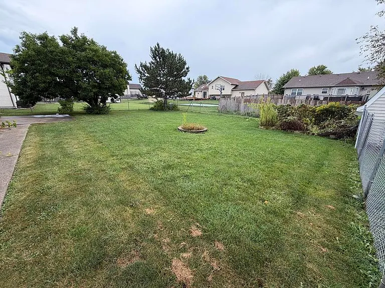 1325 W 75th Pl — Photo 12