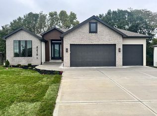 4218 NW 77th Ter, Kansas City, MO 64151