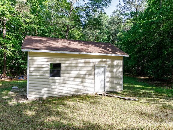 5th image of 3480 Autumn Lake Dr