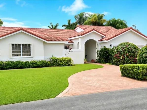 15630 SW 46th Ter, Miami, FL 33185