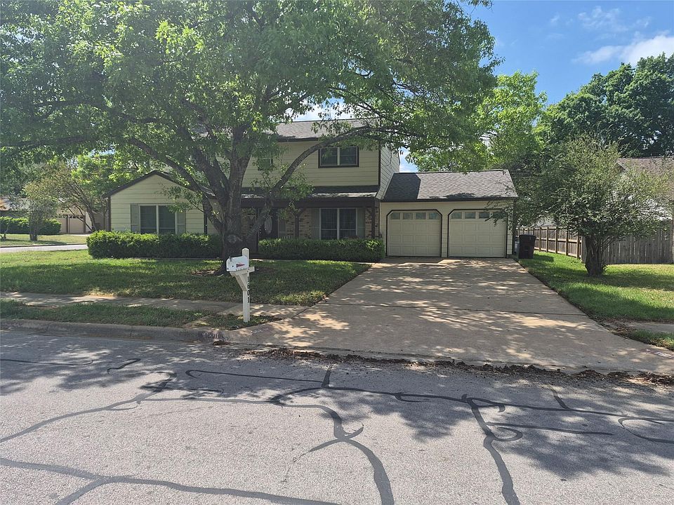 1st image of 1601 E Messick Loop