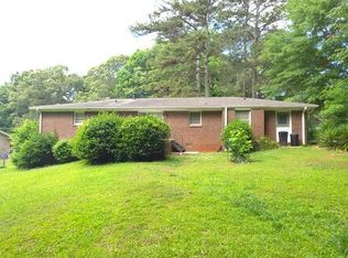 1382 Mary Dale Dr SW, Lilburn, GA 30047