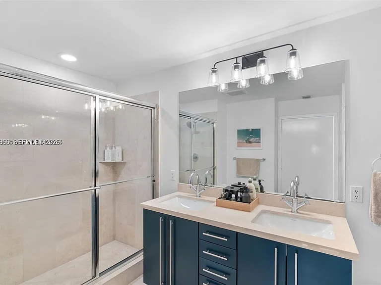 79 SW 12th St #2204 — Photo 16