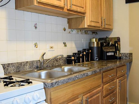 4th image of 7220 S South Shore Dr APT 103