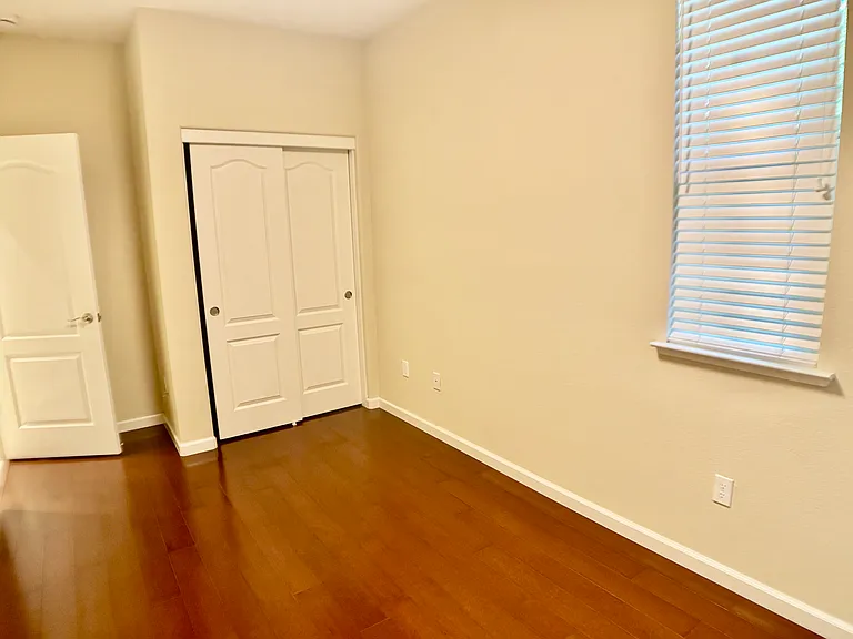 1581 Shore Pl #8 — Photo 8