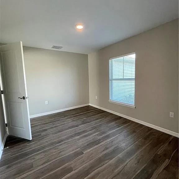 1617 NW 6th Ave — Photo 10