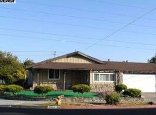 2226 Sleepy Hollow Ave, Hayward, CA 94545