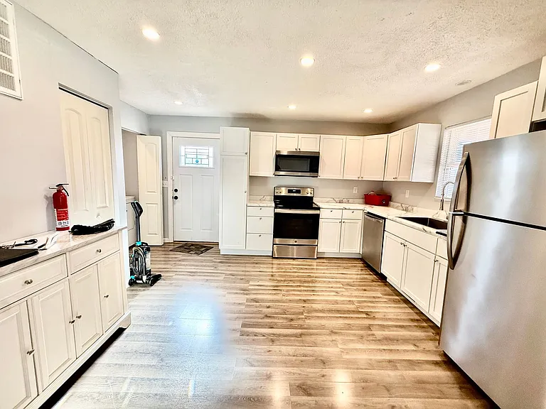 424 N Hay St — Photo 7
