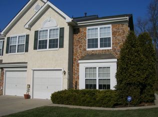 38 Stokes Rd, Mount Laurel, NJ 08054