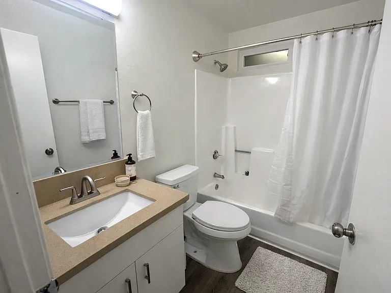 44220 San Pablo Ave #F9 — Photo 7