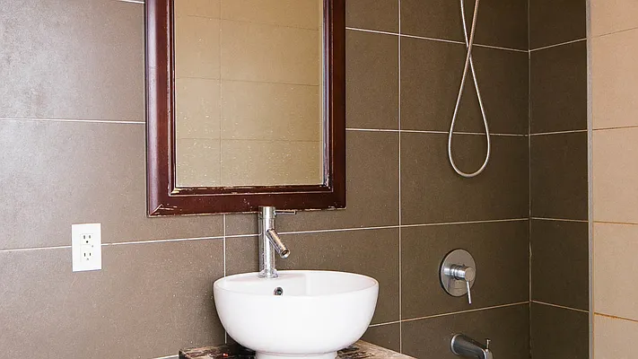 Rented by Nooklyn NYC LLC | media 17